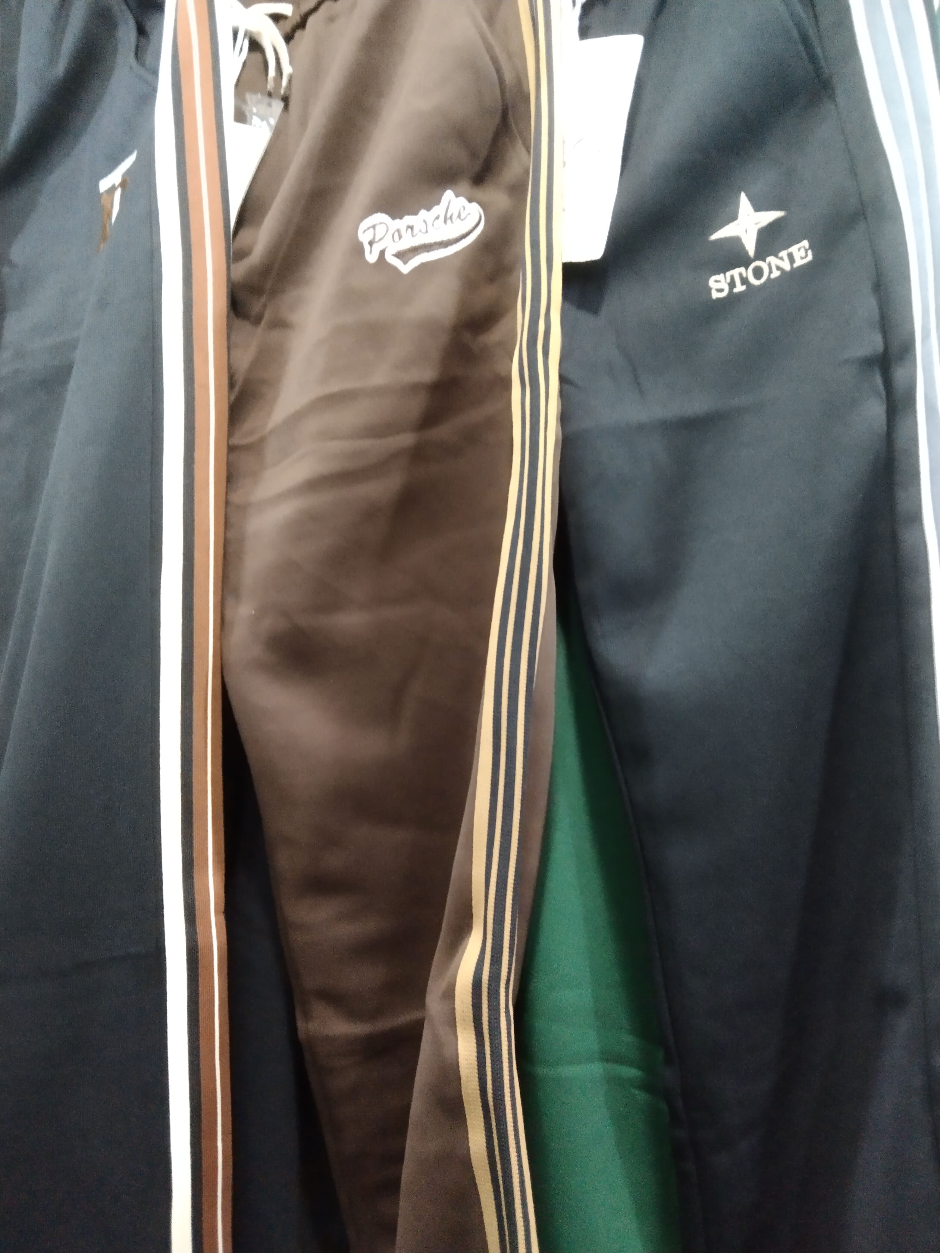 Chima Wears logo